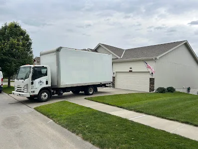 Mcmillin Movers LLC