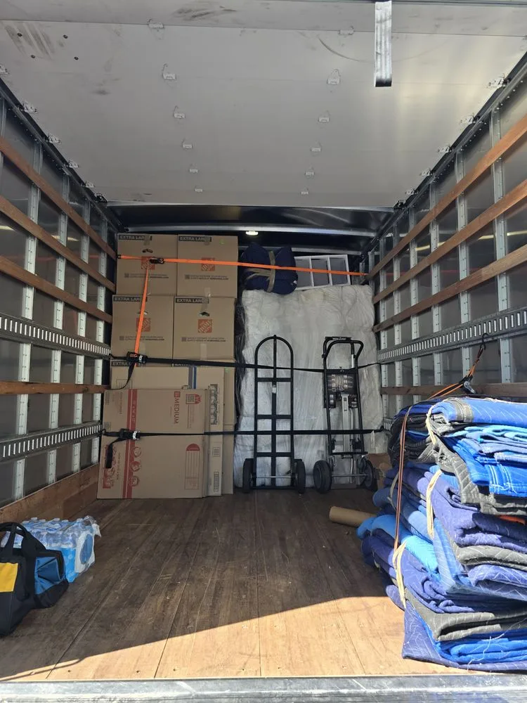 Alex Moving LLC